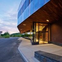 Merit Award: John W. Oliver Transit Center | Charles Rose Architects